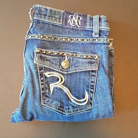 Rock & Republic Studded Jeans Size 8 - 31 inch Inseam - Picture 2 of 6